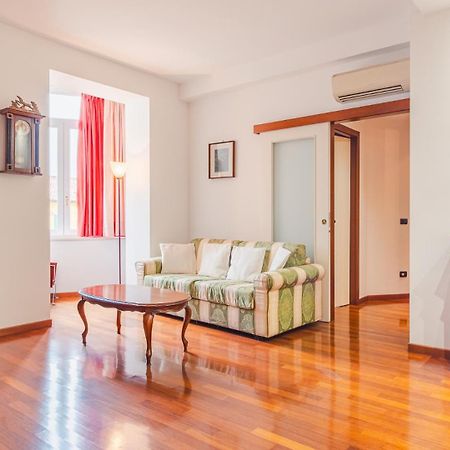 Апартаменты Residenza Edvige - Italian Homing Верона Экстерьер фото